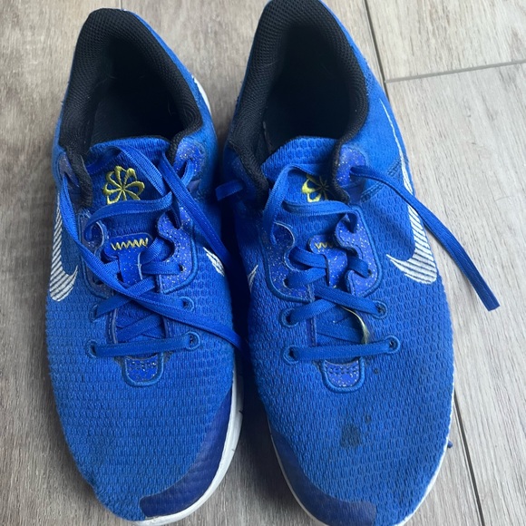 Nike Blue Athletic Shoes - Picture 2 of 7